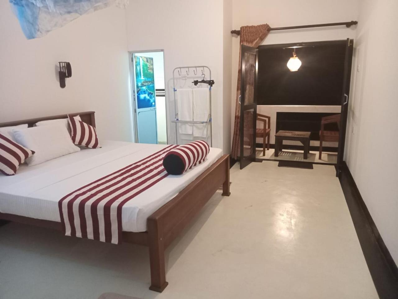 Little Villa Guest House Ahangama Phòng bức ảnh