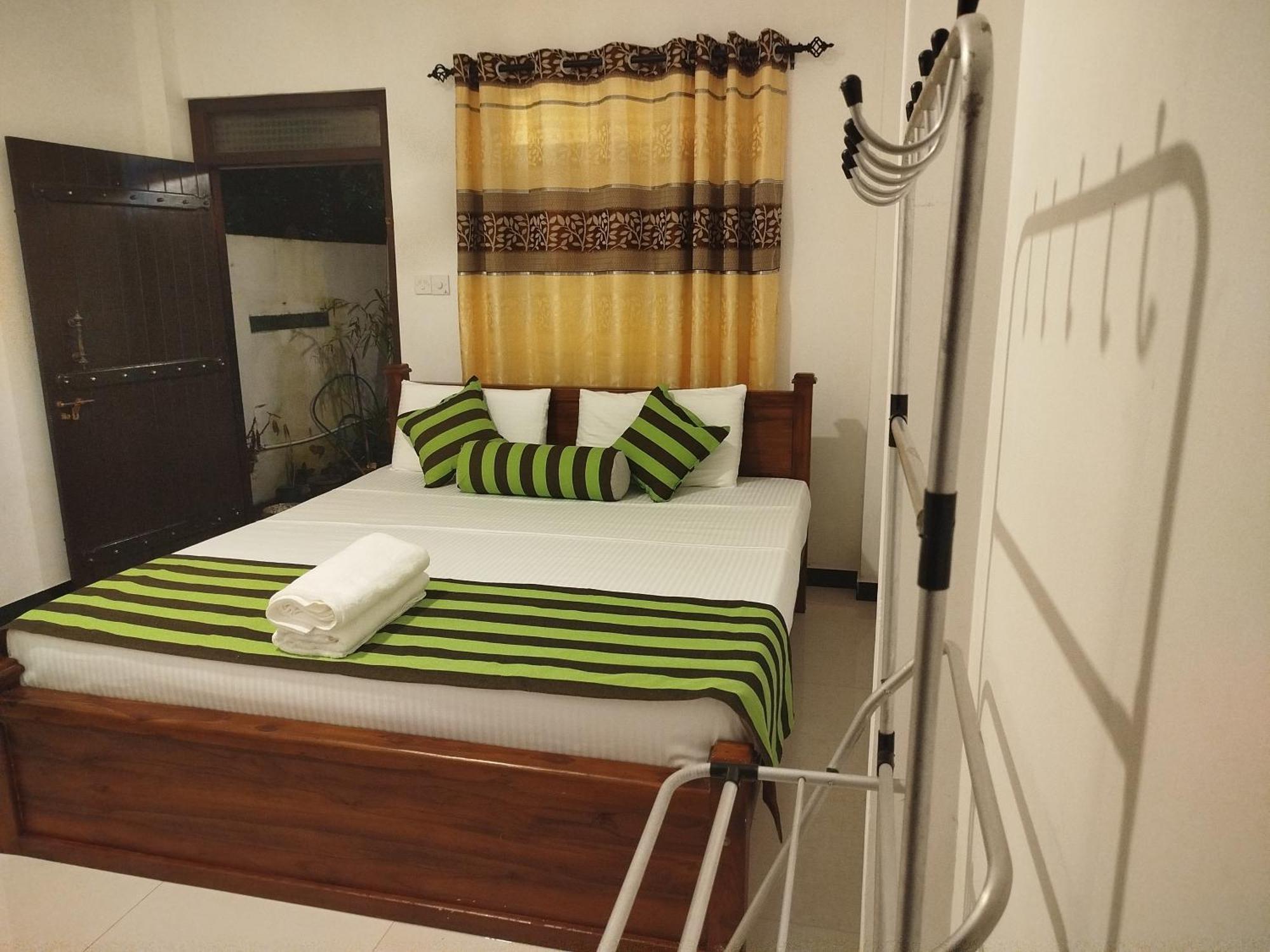 Little Villa Guest House Ahangama Ngoại thất bức ảnh