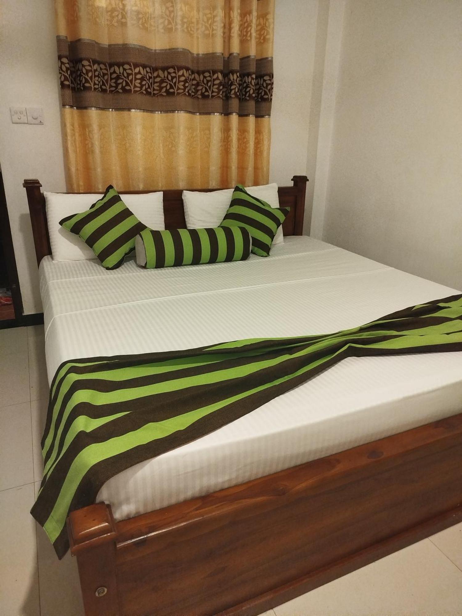 Little Villa Guest House Ahangama Ngoại thất bức ảnh